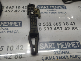 ÇIKMA MİTSUBİSHİ L200 SOL ARKA KAPI DIŞ KAPI KOLU BRAKETİ