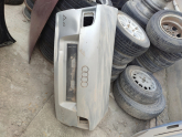 Audi A4 bagaj kapağı
