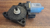 Oto Çıkma Parça / Hyundai / Bayon / Oto Cam / Cam Motoru / Çıkma Parça 