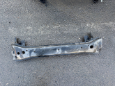 Oto Çıkma Parça / Volkswagen / Transporter / Tampon / Tampon Demiri / Çıkma Parça 