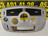 Oto Çıkma Parça / Renault / Scenic / Kalorifer / Kalorifer Izgarası / Çıkma Parça 
