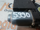 Oto Çıkma Parça / Audi / A5 / Kaporta & Karoser / Sol Ön Çamurluk / Çıkma Parça 