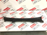 BMW G30 5 SERİ ÖN CAM IZGARASI ORJİNAL