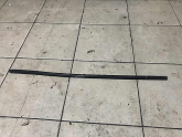 BMW F20 SAĞ ÖN KAPI CAM ÇITASI