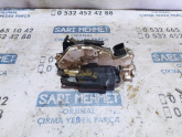Oto Çıkma Parça / Volkswagen / Amarok / Kaporta & Karoser / Kapı Kilidi / Çıkma Parça 