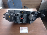 Oto Çıkma Parça / Audi / TT / Far & Stop / Sağ Ön Far / Çıkma Parça 