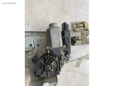 Oto Çıkma Parça / Renault / Megane / Oto Cam / Cam Krikosu / Çıkma Parça 