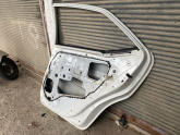 Oto Çıkma Parça / Toyota / Corolla / Kaporta & Karoser / Sağ Arka Kapı / Çıkma Parça 