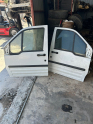 Oto Çıkma Parça / Ford / Tourneo Connect / Kaporta & Karoser / Sağ Ön Kapı / Çıkma Parça 