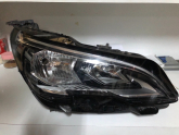 Oto Çıkma Parça / Peugeot / 3008 / Far & Stop / Sağ Ön Far / Çıkma Parça 
