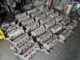 Oto Çıkma Parça / Toyota / Corolla / Motor / Silindir Kapağı / Çıkma Parça 