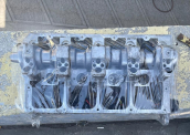 Oto Çıkma Parça / Volkswagen / Passat / Motor / Silindir Kapağı / Çıkma Parça 