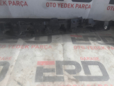OPEL MOKKA B ARKA TAMPON ORTA BRAKETİ ORJİNAL ÇIKMA 9835238380