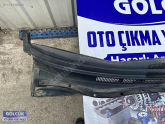 Oto Çıkma Parça / Kia / Cerato / Oto Cam / Ön Cam Izgarası / Çıkma Parça 