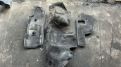 Oto Çıkma Parça / Volkswagen / Transporter / Kaporta & Karoser / Bakalit / Çıkma Parça 