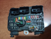 Oto Çıkma Parça / Peugeot / 407 / Elektrik / Sigorta Kutusu / Çıkma Parça 