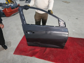 Oto Çıkma Parça / Renault / Megane / Kaporta & Karoser / Sağ Ön Kapı / Çıkma Parça 