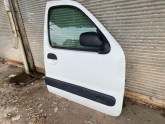 Oto Çıkma Parça / Renault / Kangoo / Kaporta & Karoser / Sağ Ön Kapı / Çıkma Parça 