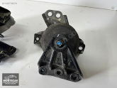 Oto Çıkma Parça / Hyundai / Tucson / Motor / Takozu & Kulağı / Çıkma Parça 