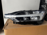 VOLVO XC60 SOL ORJİNAL FAR
