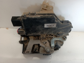 Oto Çıkma Parça / Volkswagen / Passat / Kaporta & Karoser / Kapı Kilidi / Çıkma Parça 