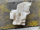 Oto Çıkma Parça / Opel / Insignia / Oto Cam / Silecek Suyu Deposu / Çıkma Parça 