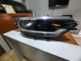 Oto Çıkma Parça / Volkswagen / Passat / Far & Stop / Sağ Ön Far / Çıkma Parça 