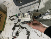 Oto Çıkma Parça / Renault / Clio / Oto Cam / Cam Krikosu / Çıkma Parça 