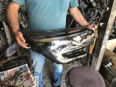 Oto Çıkma Parça / Renault / Megane / Far & Stop / Sağ Ön Far / Çıkma Parça 