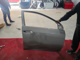 2013/2018 TOYOTA COROLLA GRİ SAĞ ÖN KAPI ORJINAL