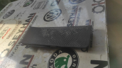 1K1864777B VW Golf 6 sürücü sol ayak dinlendirme braketi