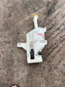 Oto Çıkma Parça / Opel / Insignia / Oto Cam / Silecek Suyu Deposu / Çıkma Parça 