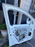 Oto Çıkma Parça / Renault / Clio / Kaporta & Karoser / Sol Ön Kapı / Çıkma Parça 