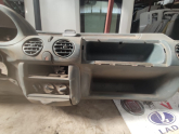 Oto Çıkma Parça / Renault / Kangoo / Göğüslük & Torpido / Komple Torpido / Çıkma Parça 