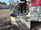 MERCEDES SPRİNTER SOL ÖN KAPI ORJİNAL ÇIKMA TEMİZ 4.ÜRÜN