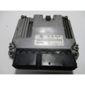 Volkswagen Passat Motor Beyni MED9.5.10 0261S02098 06F906056DH