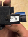 Oto Çıkma Parça / Volkswagen / Transporter / Elektrik / Çakmaklık / Çıkma Parça 