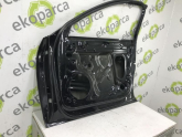 Oto Çıkma Parça / Audi / A4 / Kaporta & Karoser / Sağ Ön Kapı / Çıkma Parça 