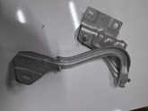 Megan 4 kaput menteşe sol 654012880R