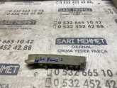 ÇIKMA FORD FOCUS 3 SAĞ ÖN TAMPON BRAKETİ