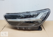 Oto Çıkma Parça / Volvo / XC40 / Far & Stop / Sağ Ön Far / Çıkma Parça 