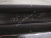Oto Çıkma Parça / Volkswagen / Jetta / Tampon / Tampon Demiri / Çıkma Parça 
