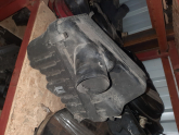 Oto Çıkma Parça / Toyota / Hilux / Filtre / Hava Filtresi Kutusu / Çıkma Parça 