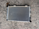 Oto Çıkma Parça / Mercedes / 200 / Radyatör / Motor Su Radyatörü / Çıkma Parça 