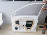 Oto Çıkma Parça / Nissan / Qashqai / Kaporta & Karoser / Sağ Ön Kapı / Çıkma Parça 