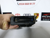 Oto Çıkma Parça / Volkswagen / Passat / Beyin / Motor Beyni / Çıkma Parça 
