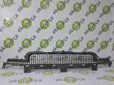 Oto Çıkma Parça / Land Rover / Defender / Tampon / Tampon Izgarası / Çıkma Parça 