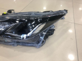 Oto Çıkma Parça / Toyota / Corolla / Far & Stop / Sol Ön Far / Çıkma Parça 