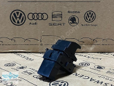 Oto Çıkma Parça / Audi / A1 / Oto Cam / Cam Düğmesi / Sıfır Parça 