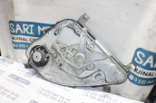 Oto Çıkma Parça / Ford / Focus / Oto Cam / Cam Krikosu / Çıkma Parça 